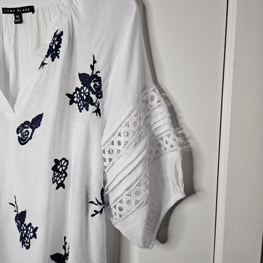 Como Blouse Black White Navy Embroidered Floral Boho Crochet Sleeve XL Loose - Picture 4 of 14